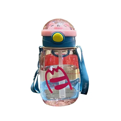 Children's straw water cup outdoor summer high appearance level plastic cup  cute cartoon portable student kettle
