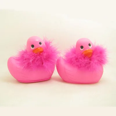 Customized New Design Waterproof Electric Massager Vibrating with Feather with LOGO OEM Massager Rubber Bath Duck