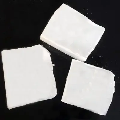 Wholesale Fully Refined 70/75/80 Microcrystalline Paraffin Wax Soy Wax Polishing Candle for Skin Care Applications