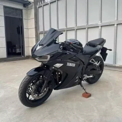 400cc Yamaha, Twin-cylinder, Water-cooled, Second-hand, High-quality, Powerful Engine.