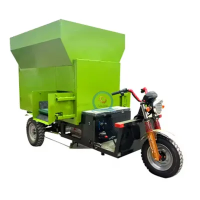 Feed Mixer Spreader Yellow Corn Animal Feed Machine Cattle Feed Mixer Wagon for Sale