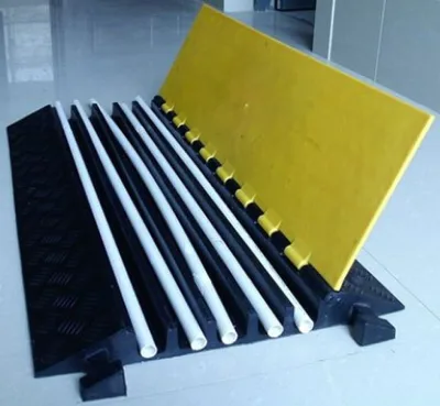 Flexible Rubber Ramp  5 Channel Cable Bridge