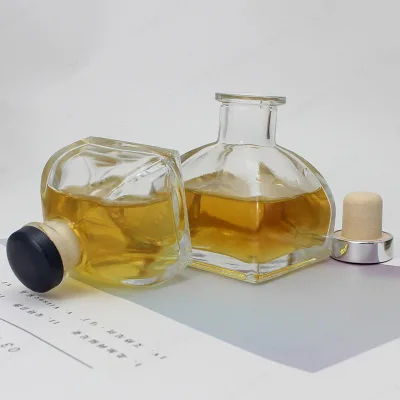Different Sizes 60 ml 120ml Reed Diffuser Bottle and Packaging 300 ml Square Diffuser Glass Bottle Reed Diffuser Bottle