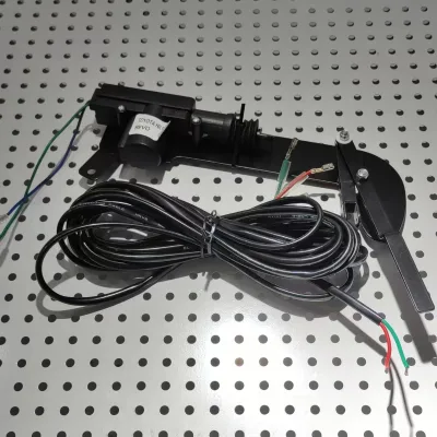 Professional Supply Tailgate Liftgate Trunk Lid Rear Stern Power Car Door Lock Actuator Used for Triton