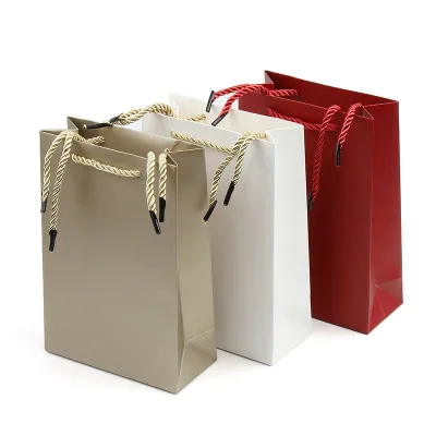 Custom Kraft Paper Jewelry Shopping Bag With Logo Matte Finish Handle Bag for Gift Box Packaging