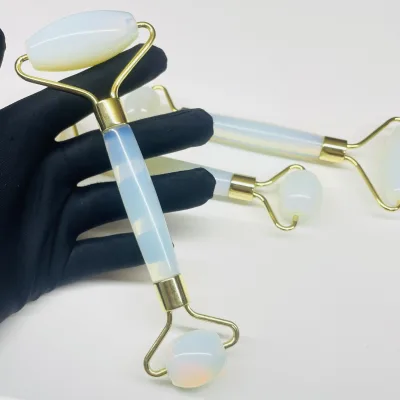 Huiying Natural Face Lifting Anti Aging Roller Massager Opalite facial roller