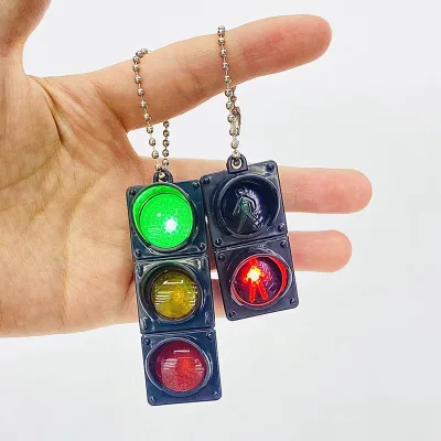 Best-selling Plastic Mini Electronic Red-and-green Traffic Light Keychain Backpack Charm; Cute Chinese Style LED-illuminated
