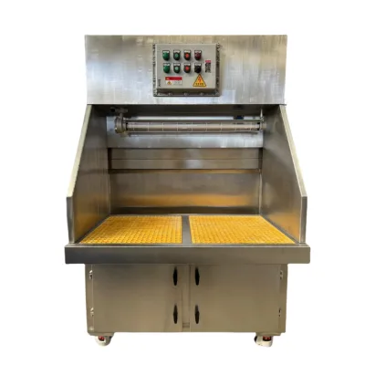 Dust Removal Grinding Work Table for Manufacturing Plant with Motor As Core Component for Table Cutting Grinding Dust Collection