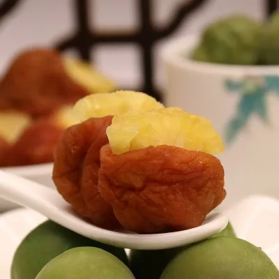 Mei's Refreshing Preserved Pineapple a Touch of Sweetness with a Unique Style