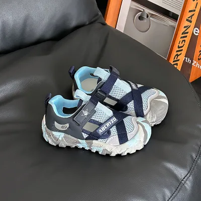 2026 Summer Kids Hollow Mesh Sports Shoes Shock Absorption Anti Slip Wear Resistant Outdoor Children Sneakers Wholesale