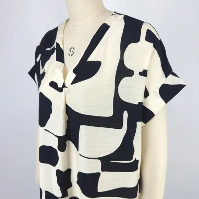 Simple Fashion Beige and Black Irregular Pattern Dress Comfortable and Convenient Natural Waistline Woven and Digital Printed