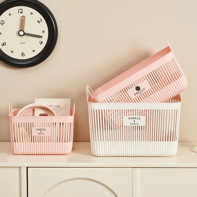 Horizontal-striped Hand-held Household Storage Basket for Toys, Plastic Storage Basket for Bathroom Toiletries