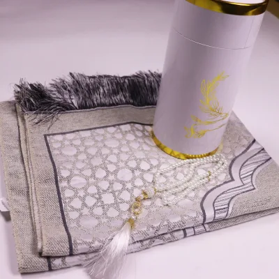 High-end Muslim Prayer Rug 99 Beads Prayer Rugs Non-slip Islam Prayer Mats for women