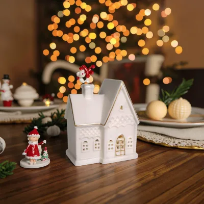 Handmade White Christmas Village Tabletop Decoration Porcelain House Ceramic Houses for Xmas Unique Tabletop Scenes