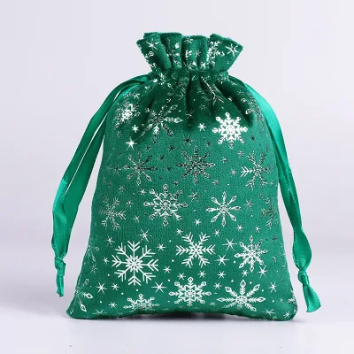 Flannel Fabric Christmas Bags Drawstring Customized Christmas Pattern Velvet Drawstring Bags Christmas Gift Bags With Red Rope