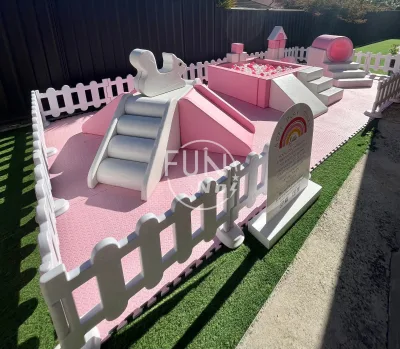 Custom Wholesale Kids Pink Ball Pit Soft Play Party Equipment Set Outdoor Gardens Mobile Outdoor Soft Play With Fence