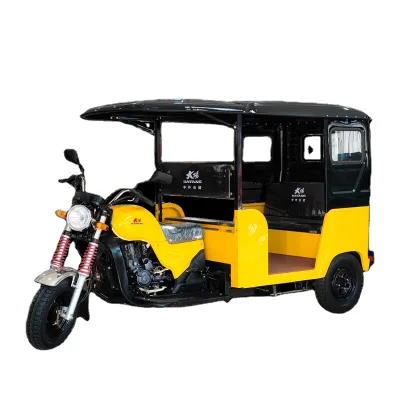 Big Space CCC Trike 3 Wheel Motor 200cc Yellow Bajaj Gasoline 3 Wheel Passenger Taxi Tricycle