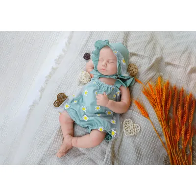 3.1Kg Sleeping Baby 22In Little Girl Simulation Hand-Painted Makeup Silicone Newborn Baby Reborn Silicone Baby Doll