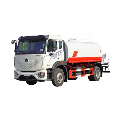 Efficient and Good Price Water Sprinkler Truck Multifunctional Drinking Water Tanker Truck Water Bowser Truck