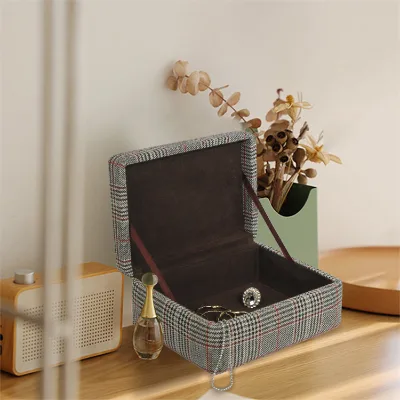 Vintage Simple Rectangle Fabric & Velvet Handmade Eco-friendly Jewelry Box Wholesale Portable Small Storage Box