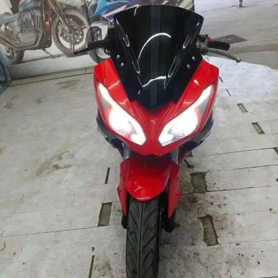 250cc Sport Gasoline Motorcycle 80-180kmh Speed ABS Lithium Battery 72V