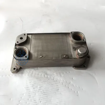 Truck Engine Oil Cooler 2114175 2155060 2026896 7246960 for Sca