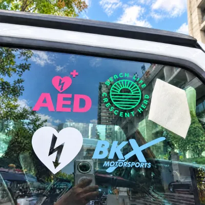 Free Mockup Car Decoration Vehicle Weatherproof Windshield Stickers Custom Letter Logo Removable Window Vinyl Car Transfer Decal