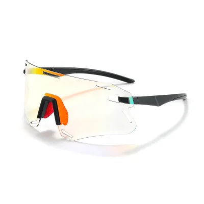 Sports Eyewear for Outdoor Sports Windproof Bicycle Cycling Sunglasses with Photochromic Lenses for Running and Photos