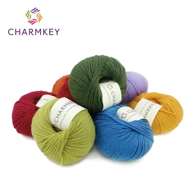 High Quality Natural Fiber100% Super Wash Merino Wool Knitting Yarn Price Good for Scarf Hat Coat Sweater Bags Weaving