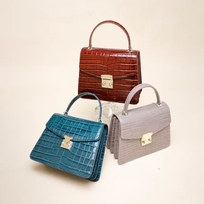 Scale Embossed Patterned Small square Bag 2026 New High-quality Design Multi Compartment Handbag