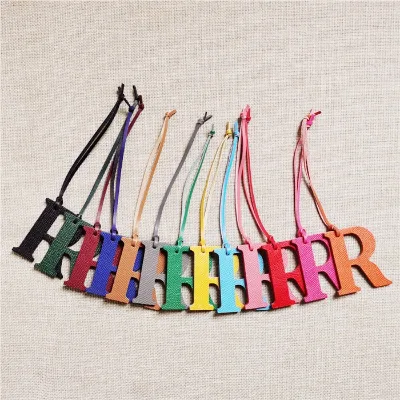 Letter Keychain Fashion Key Chain Bag Decoration Wholesale Bulk Luxury Hand Handbag Purse Charm Accessory