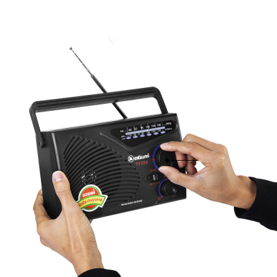 Classic Design Loud Sound and Good Tone Manufacture Receiver FM Radio Portable