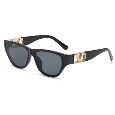 Vintage Fashion Shades Men Women Plastic UV400 Sunglasses