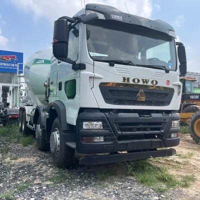 High-capacity Howo TX 8x4 Cement Mixer Truck for Water Conservancy and Industrial Park Foundation Works