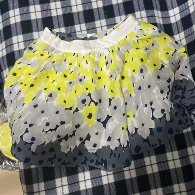 HLY Cheap Bulk Women's Clothing Dress Shirt Blouse Tops Pants Shorts Skirt Coat Bulk Used Clothes Factory