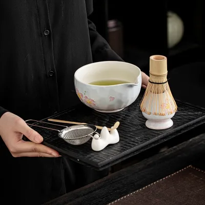 Japanese-Style Hand-Painted Cherry Blossom Ceramic Tea Bowl Disposable Estick Matcha Bowl for Party Tea Sets