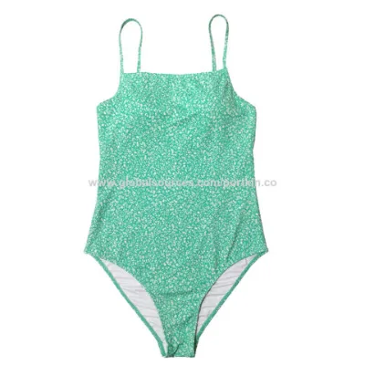 Floral Square Neck Swimsuit. Swimwear made with recycled nylon. adjustable straps, removable cups.