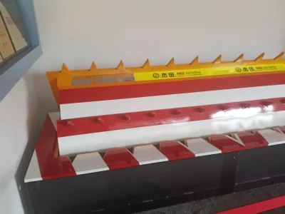 Hydraulic Flap Roadblocks
