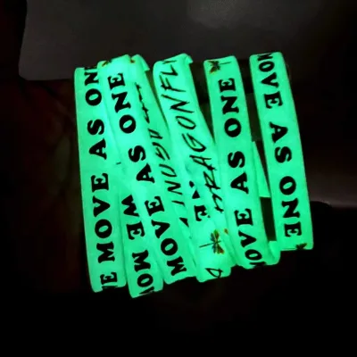 Soft Rubber Wristbands Customized Silicone Wristbands Bracelets Glowing Rubber Bracelet Wedding Gifts
