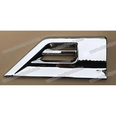 Chrome Step Garnish LH for FUSO FM1524 FM65F FN2524 FN2527 2008 Truck Body Parts