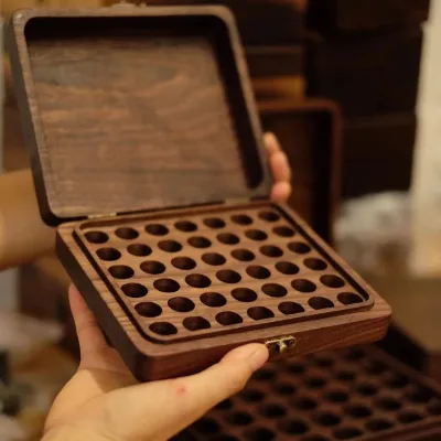 High End Luxury Essential Oil Box Flip Lid Multi Compartment Essential Oil Walnut Wood Box