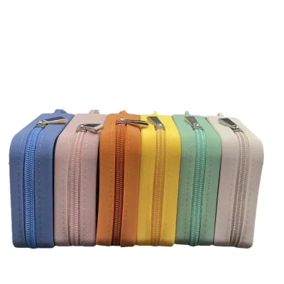 Wholesale High Quality Silicone Coin Purse Pouch Custom LOGO Square Coin Purse Small Keychain Coin Purse With Zipper