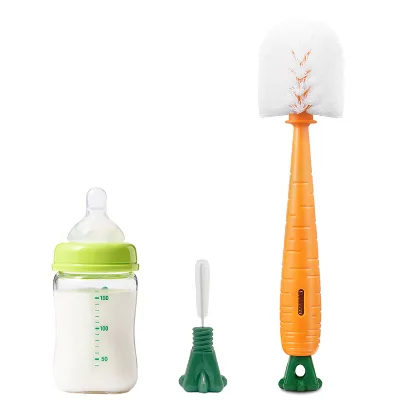 2 in 1 Carrot Portable Silicone Baby Bottle Brush Set Nylon Bristle Infant Bottle Cleaning Brush for Convenient Nursery Cleaner