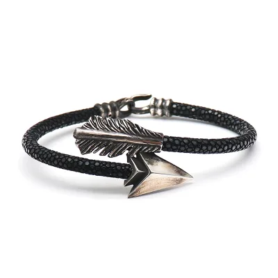 Luxury Retro Unisex 316L Stainless Steel Feather Pattern Brass Stingray Leather Fashion Bracelet Stylish Unisex Stingray Bangles