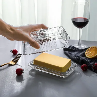 Wholesale Stocked Luxury Clear Butter Dishes Kitchen Accessory Cheese Glass Plate Butter Dish With Glass Cover