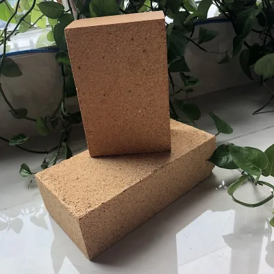 For Glory Hole Glass Melting Furnace, These Powdered Fire Clay Refractory Bricks Are Excellent.