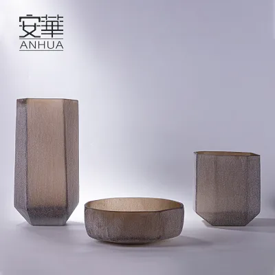 Home Decor Grey Brown Sand Blast Glass Vase Elegant Crackle Design for Interior Decoration