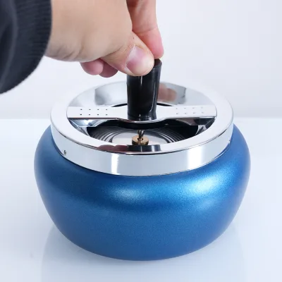 Wholesale Beautiful Ashtrays Wind-proof Portable Ashtray Living Room Office Smoking Car Cigar Ashtray