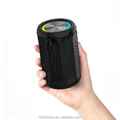 Radio bluetooth Speaker Wireless Classic Design Radio bluetooth RGB TWS Speaker Wireless Colorful with Lanyard