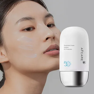 Whole Sale Sunscreen Sulfate-Free Anti-freckle Moisturizing and Mineral Aloe Vera Whitening Waterproof Sunscreen Cream SPF 50+